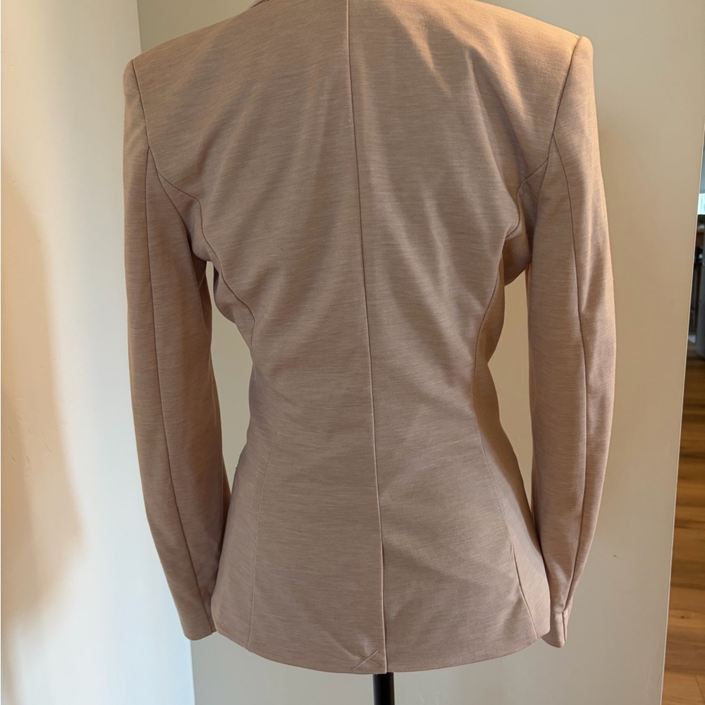 3/$15! H&M Classic Light Pink Women's Blazer - Picture 3 of 9